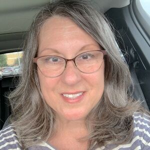 Meet your Posher, Deanna